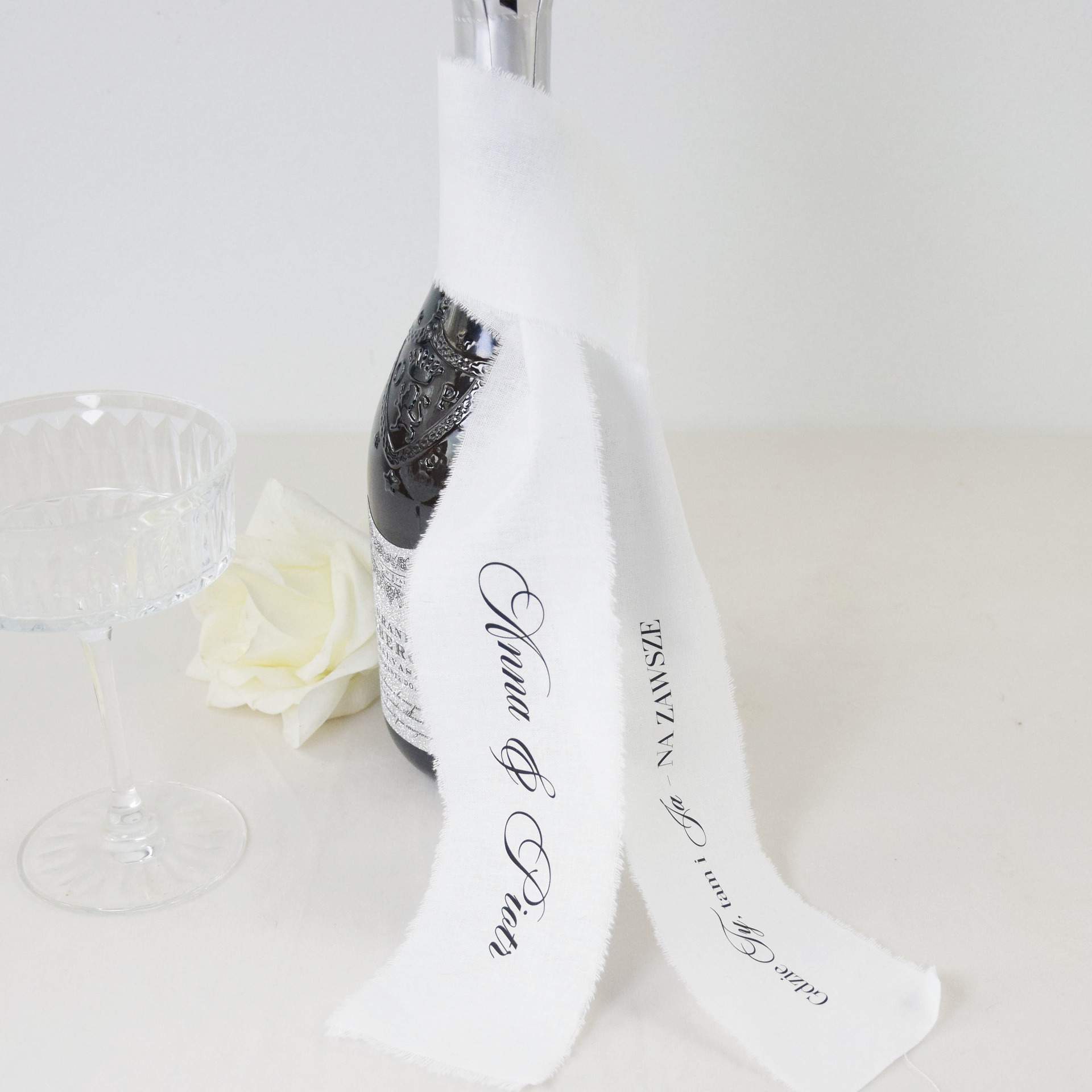 ZAWIESZKA NA SZAMPANA 5