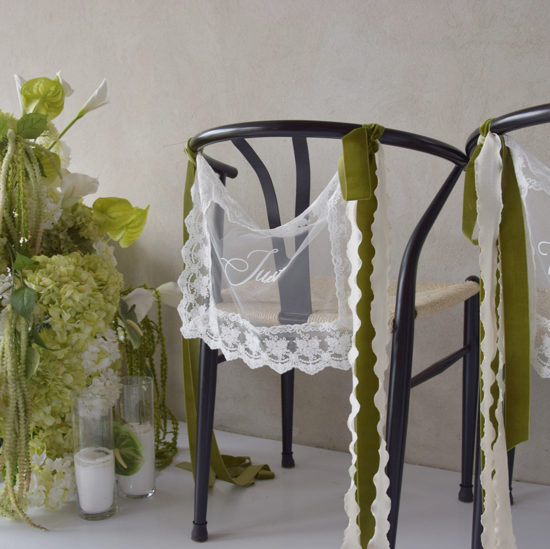 Zawieszki na krzesła „Just Married” – Pistacjowe Wzgórze